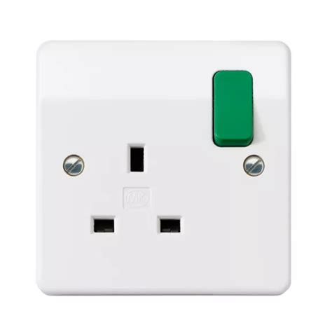 Logic Plus™ 13A 1G Switchsockets | Honeywell