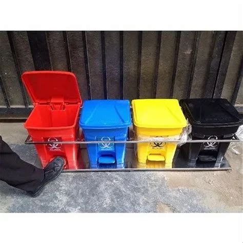 Plastic & Wheeled Dustbin - Mofna Outdoor Plastic Dustbin With MS Stand ...