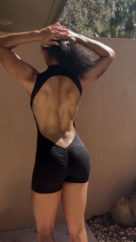 𝐓𝐡𝐞𝐫𝐞𝐬𝐚 𝐙𝐢𝐦𝐦𝐞𝐫𝐦𝐚𝐧 | Sorry not sorry for the 🇯🇲 spam. From my shoot with @jt_fotography ...