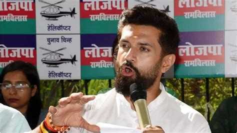 Major Blow To Chirag Paswan's LJPR As 22 Leaders Leave Party, Accuse ...