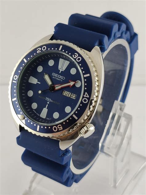 Buy Vintage Seiko Diver Automatic Watch: Blue Dial, Rotating Bezel, Cal ...