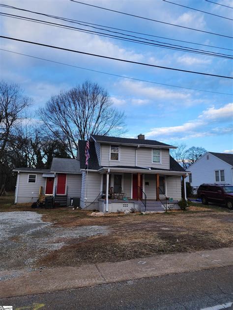 504 S Main St, Greer, SC 29650 | Homes.com