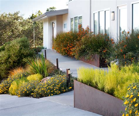 Contemporary Front Yard Landscaping Ideas