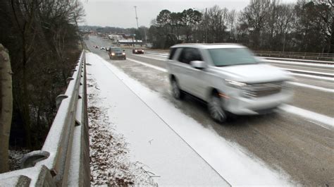 Winter weather predictions impact class schedules for Gaston County