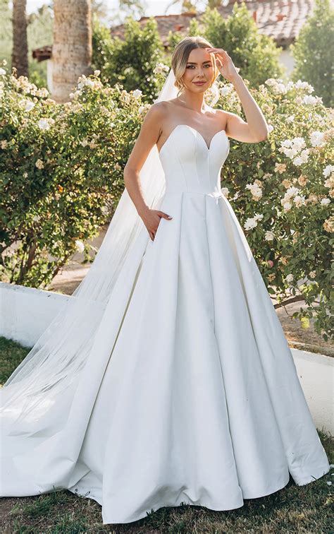 Satin ball gown wedding dress 60 photos - Vianawedding.com