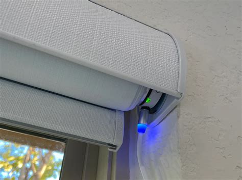 How To Charge Motorized Blinds | Storables