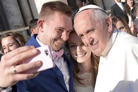 Three words every couple should know, according to Pope Francis ...