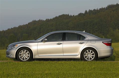 2007 Lexus LS 460