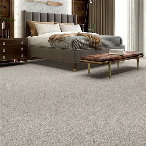 STAINMASTER Gentle Giant Grey Chic Gray 70-oz sq yard Polyester ...
