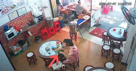 女子向餐馆汤锅投放不明液体，警方通报_凤凰网