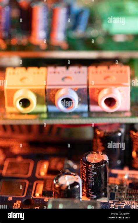 Old Computer Inside 的图像结果