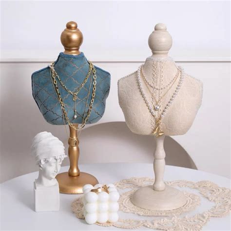 Retro Necklace Display Bust, Jewelry Display Stand, Jewelry Display Set, Jewelry Mannequin ...