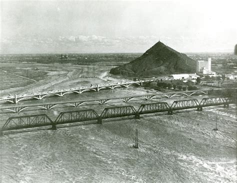 1970 Historic photo shows when the Salt River flowed through the ...