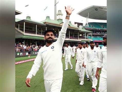 Indian cricket fraternity extends Republic Day wishes to people