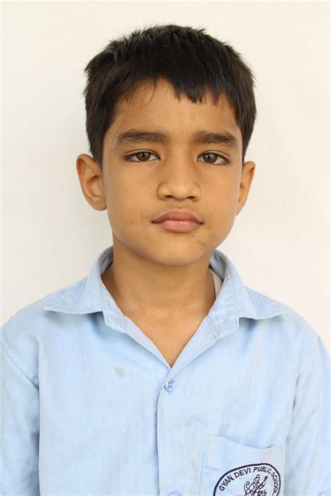 scm.v3m.in - /GDDocs/03/02/Student/S0302220076/Images/