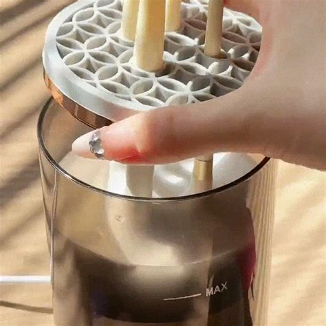 Limpador de Pincel Elétrico + Brinde Exclusivo