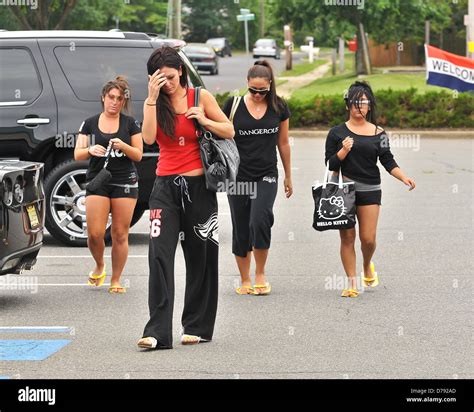 Deena Cortese, Jenni Farley alias JWoWW, Sammi Giancola et Nicole ...