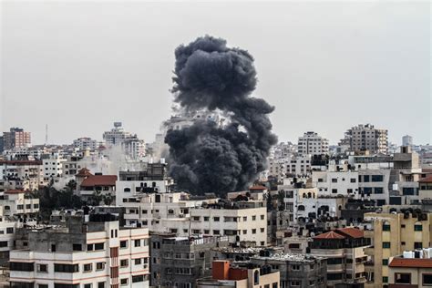 巴以严重冲突持续 多国民众声援巴勒斯坦 - 国际日报