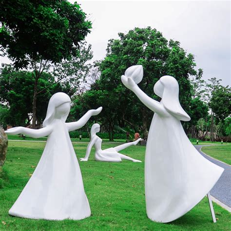 玻璃钢雕塑 - 成都木森雕塑艺术有限公司