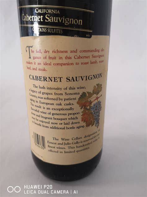 8 BOTTLE COLLECTION OF ERNEST AND JULIO GALLO