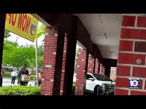 Car slams into Dunkin’ in Davie