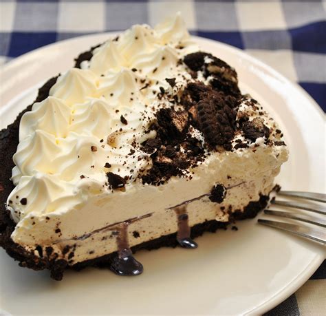 Hersheys Cookies And Cream Cake