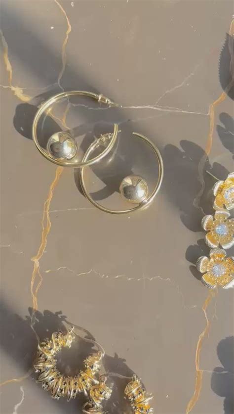 Gold Plated Three Layers Of Flower Style Earring – ARISAA