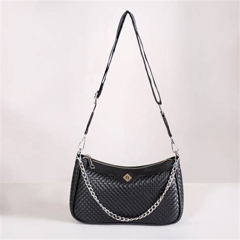 Lusso Black Sling Handbag Online - Premium Shoulder Bag | Nestasia