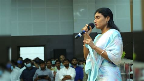 YS Sharmila Reddy: ఖమ్మంలో ఏప్రిల్ 9న షర్మిల సభ జరిగేనా..? పోలీసులు ...