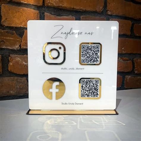Qalb Acrylic Scanner Stand | Social Media QR Scanner | Gpay Phonpe ...