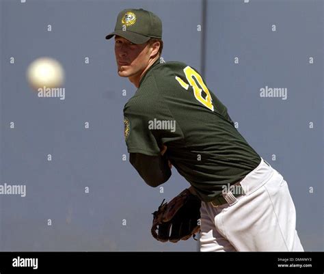 Oakland athletics 2002 hi-res stock photography and images - Alamy