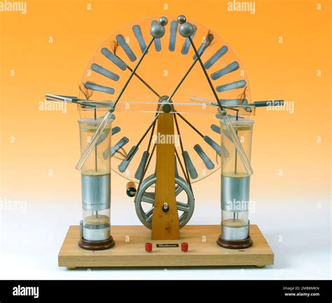 Wimshurst Machine 的图像结果