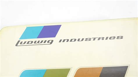 Vintage Drum History - Drum History - Vintage Drums - Vintage Snare ...