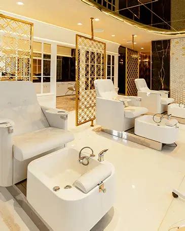 Luxury Private Club in Bangalore | Wellness & Leisure