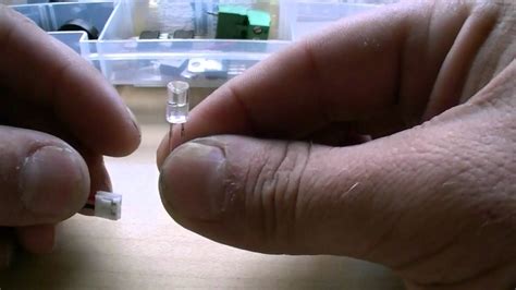 Testing LEDs 的图像结果