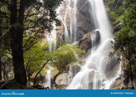 Kings Canyon waterfall stock image. Image of creek, drops - 49099209