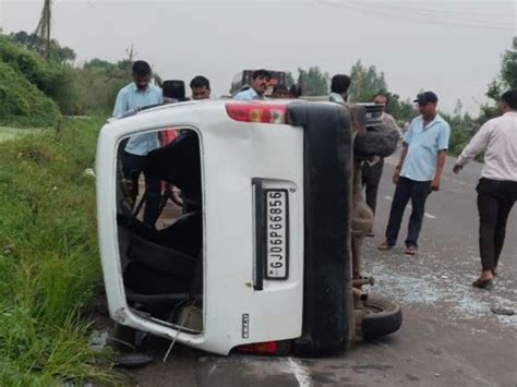School van full of students overturns, 14 students suffer minor ...