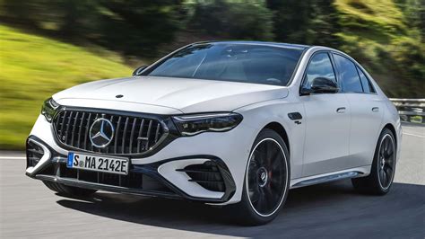 Prueba Mercedes-AMG E 53 Hybrid 4MATIC+: altas y eficientes prestaciones