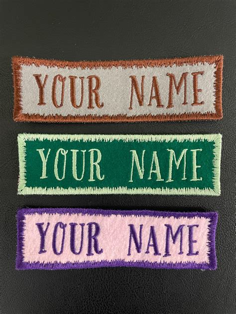 PERSONALISED EMBROIDERED NAME PATCHES BADGES IRON ON SEW ROLLED EDGE ...
