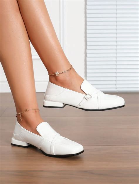 Mocasines de mujer en color negro, modelo para primavera y otoño de ...