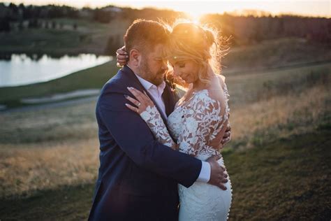 Joyful Bearspaw Golf Course Wedding | Diane Davidson Weddings
