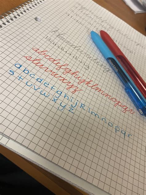 How to Write Cursive R 的图像结果