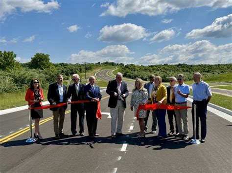 Staunton Crossing Ribbon Cutting celebrates road through interior of ...
