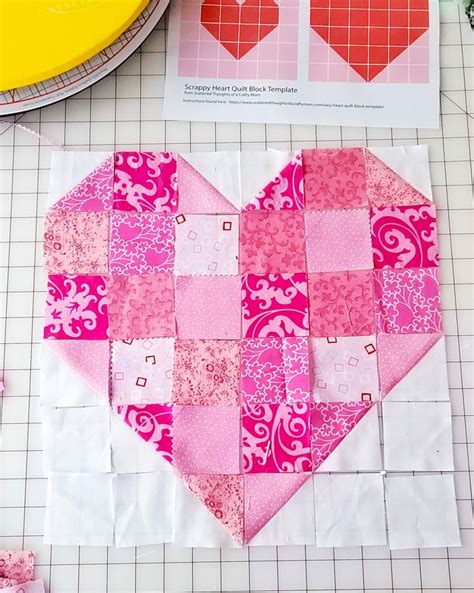 Rezultat imagine pentru Quilted Heart Tutorial