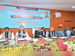 ग्रैमी अवॉर्ड विनर रैपर के आलीशान के घर में घुसा बाढ़ का पानी, खुद ...