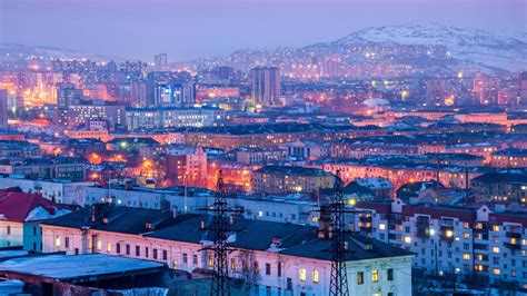 Путеводитель по Мурманску: что посмотреть и где поесть 2025