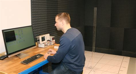 Testing Parking Aid Sensor Using a Multimeter 的图像结果