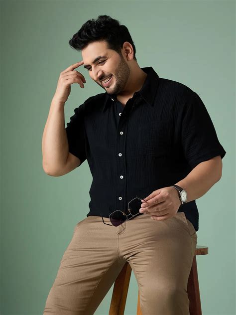 Men Plus Size Ocree-Black Solid Shirt – bigbanana