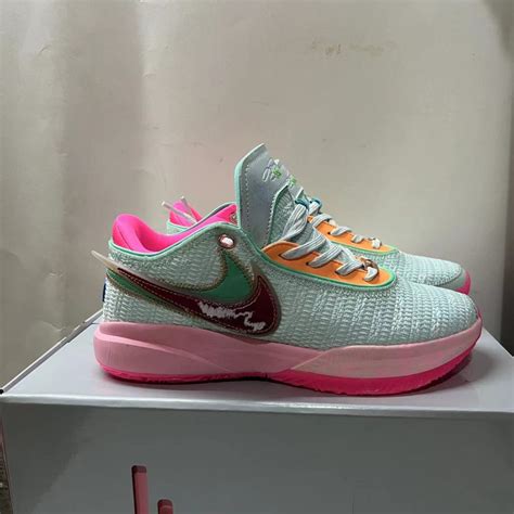 Nike LeBron 20 EP ‘Time Machine’ – Bjohn Sneakers