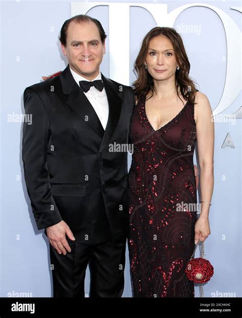 Mai linh lofgren hi-res stock photography and images - Alamy